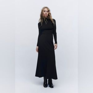 Zara Midi Skirt in Black